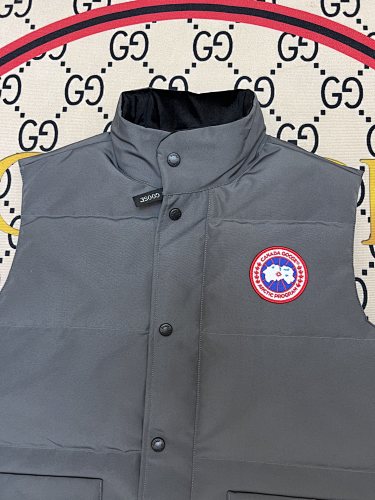Canada Goose Charcoal Gray Logo Patch Quilted Puffer Vest